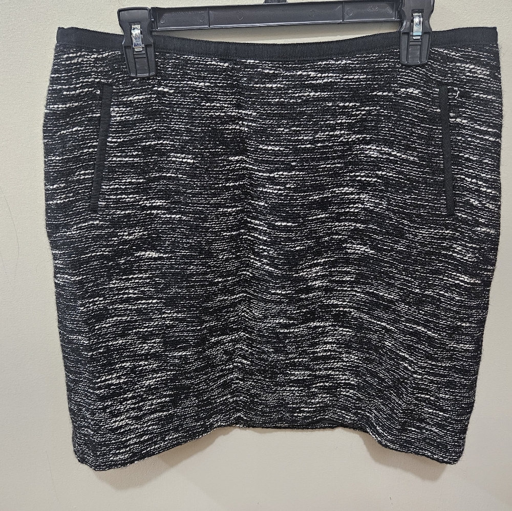 Talbots Black White Tweed Wool Knee Length Office Career Pencil Skirt 14 Petite